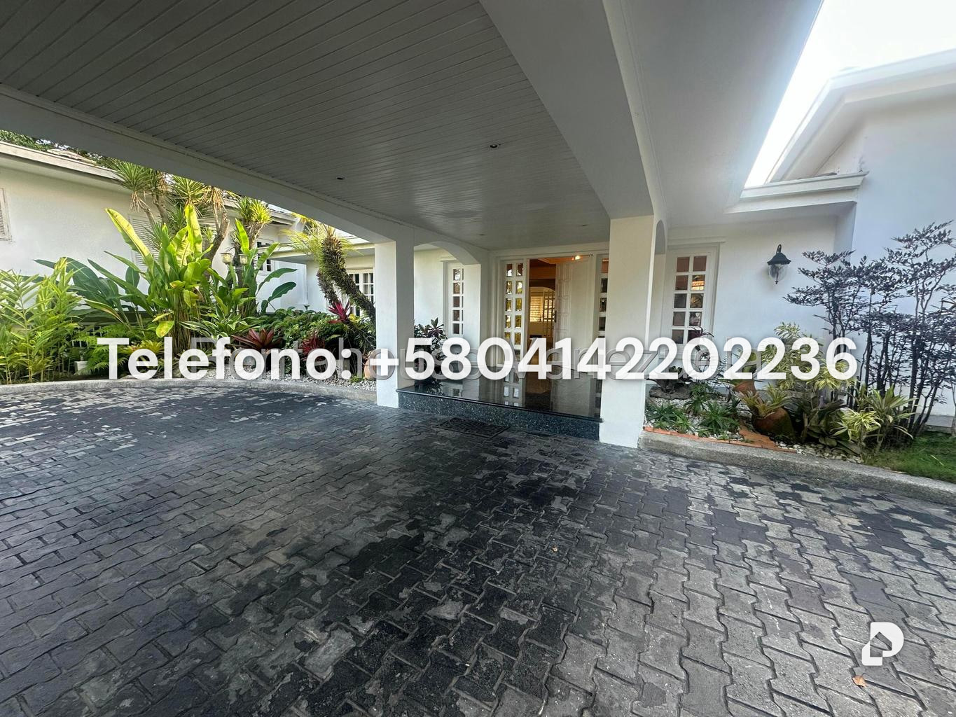 Casa en La Lagunita Country Club, Caracas