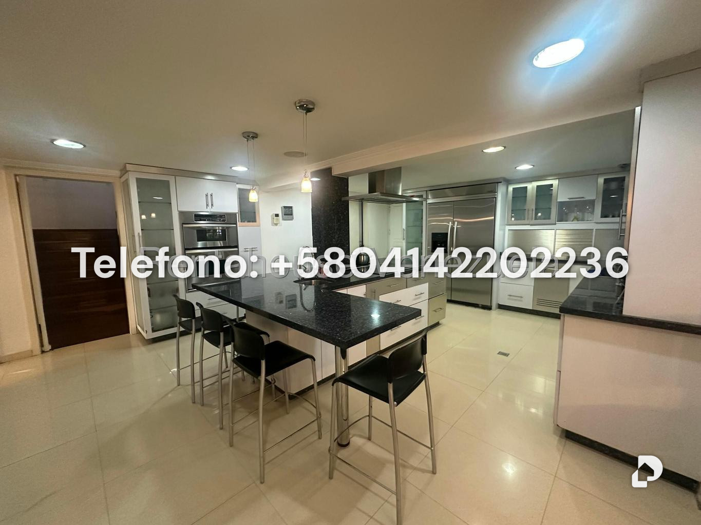 Casa en La Lagunita Country Club, Caracas