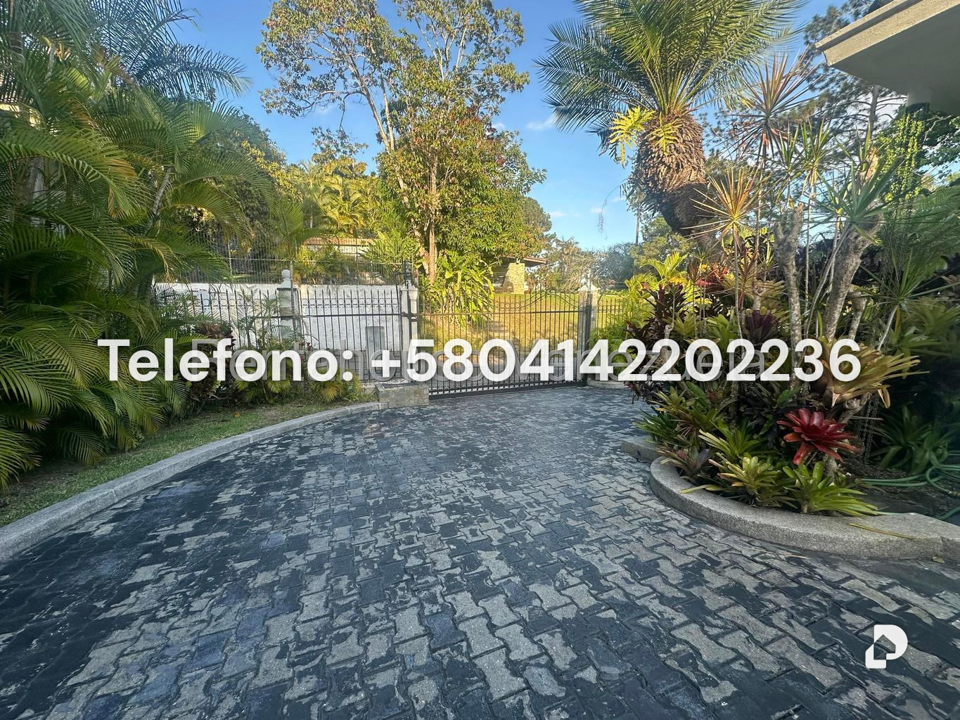 Casa en La Lagunita Country Club, Caracas