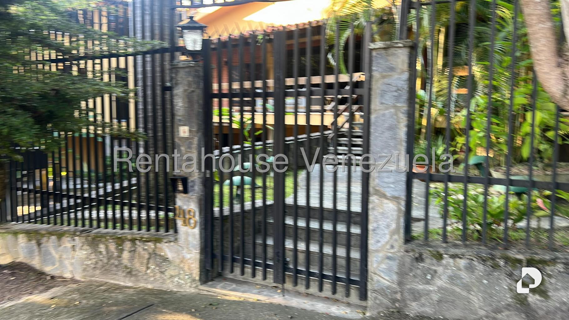 House in Los Geranios, Caracas – 1