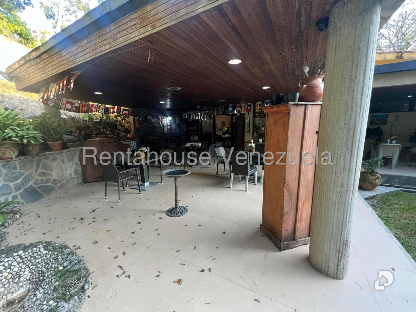 House in Los Geranios, Caracas – 21