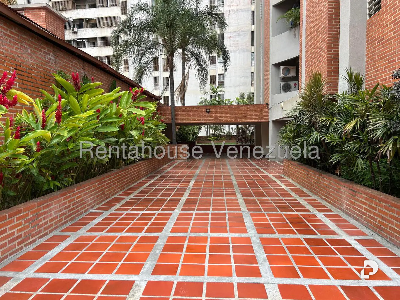 Apartamento en El Paraíso, Caracas – 28