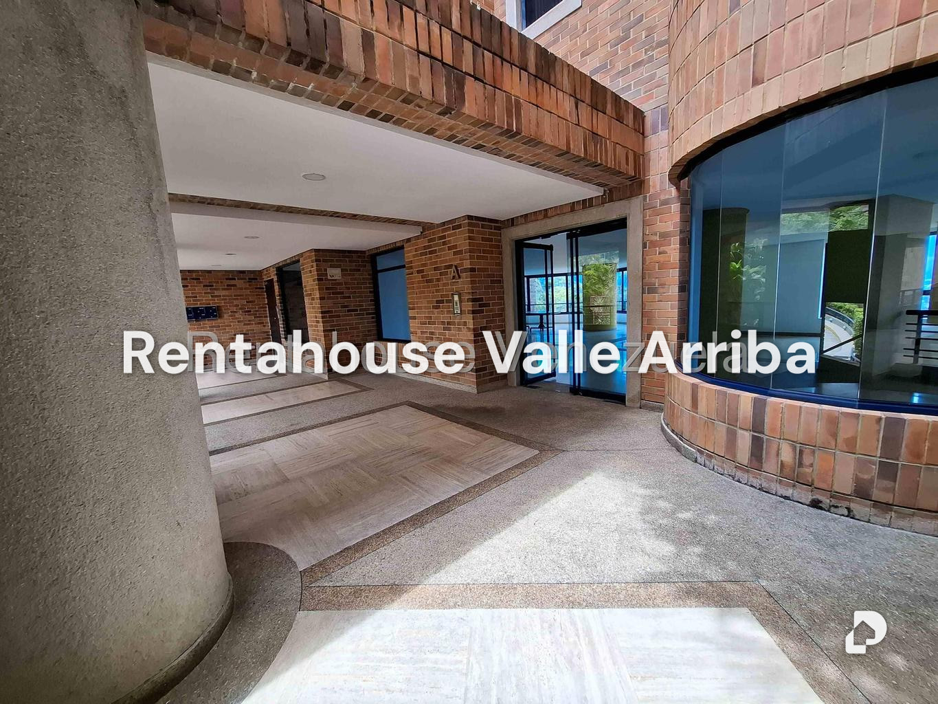 Apartamento en Colinas de Valle Arriba, Caracas – 4