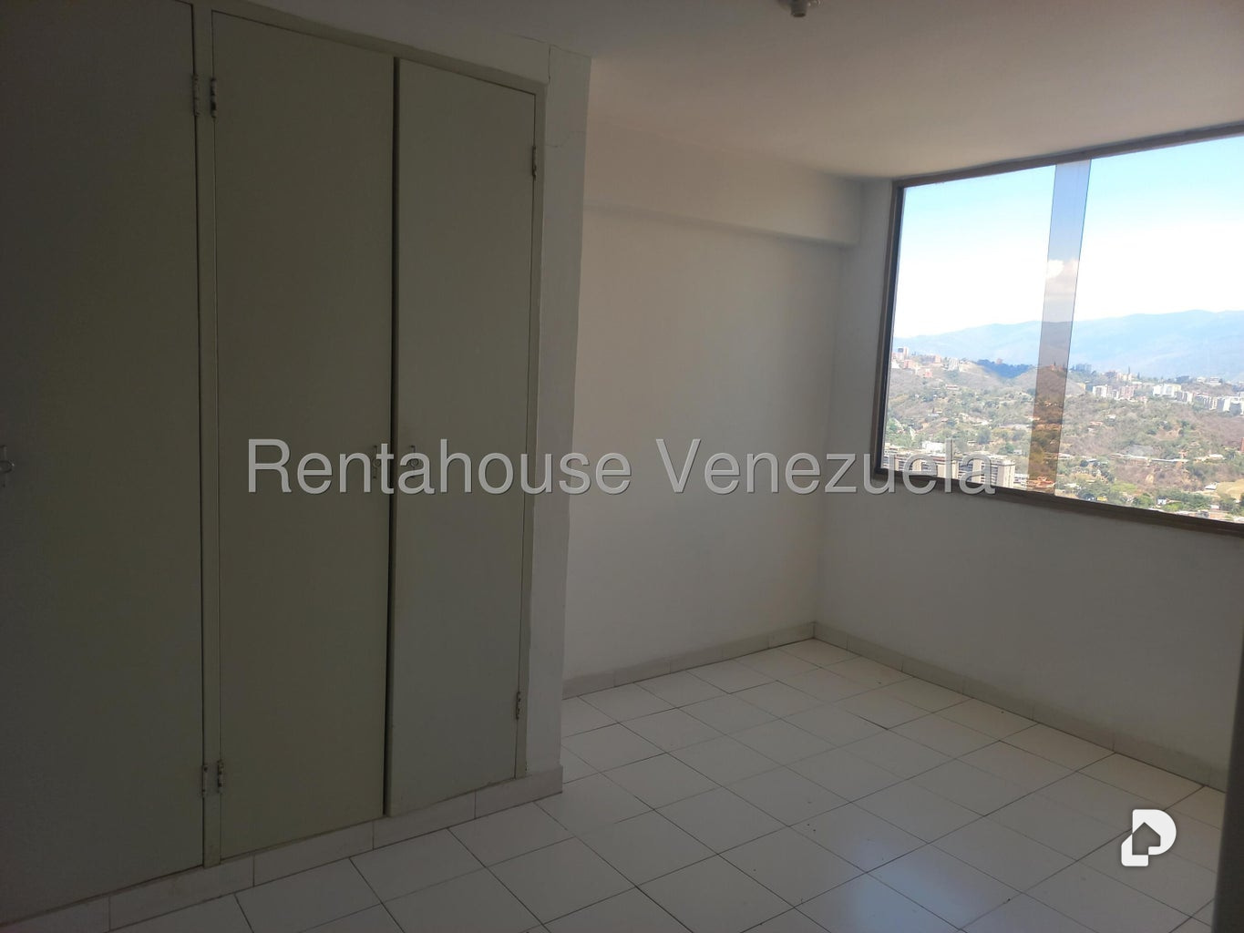 Apartamento en Lomas De La Trinidad, Caracas – 13