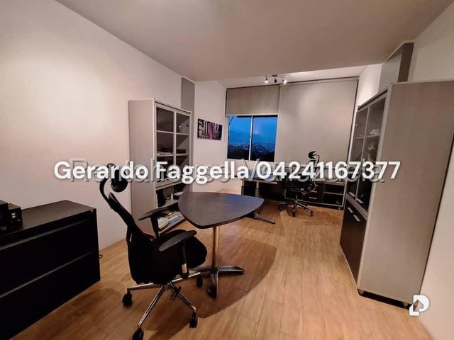Casa en Los Naranjos, Caracas – 15