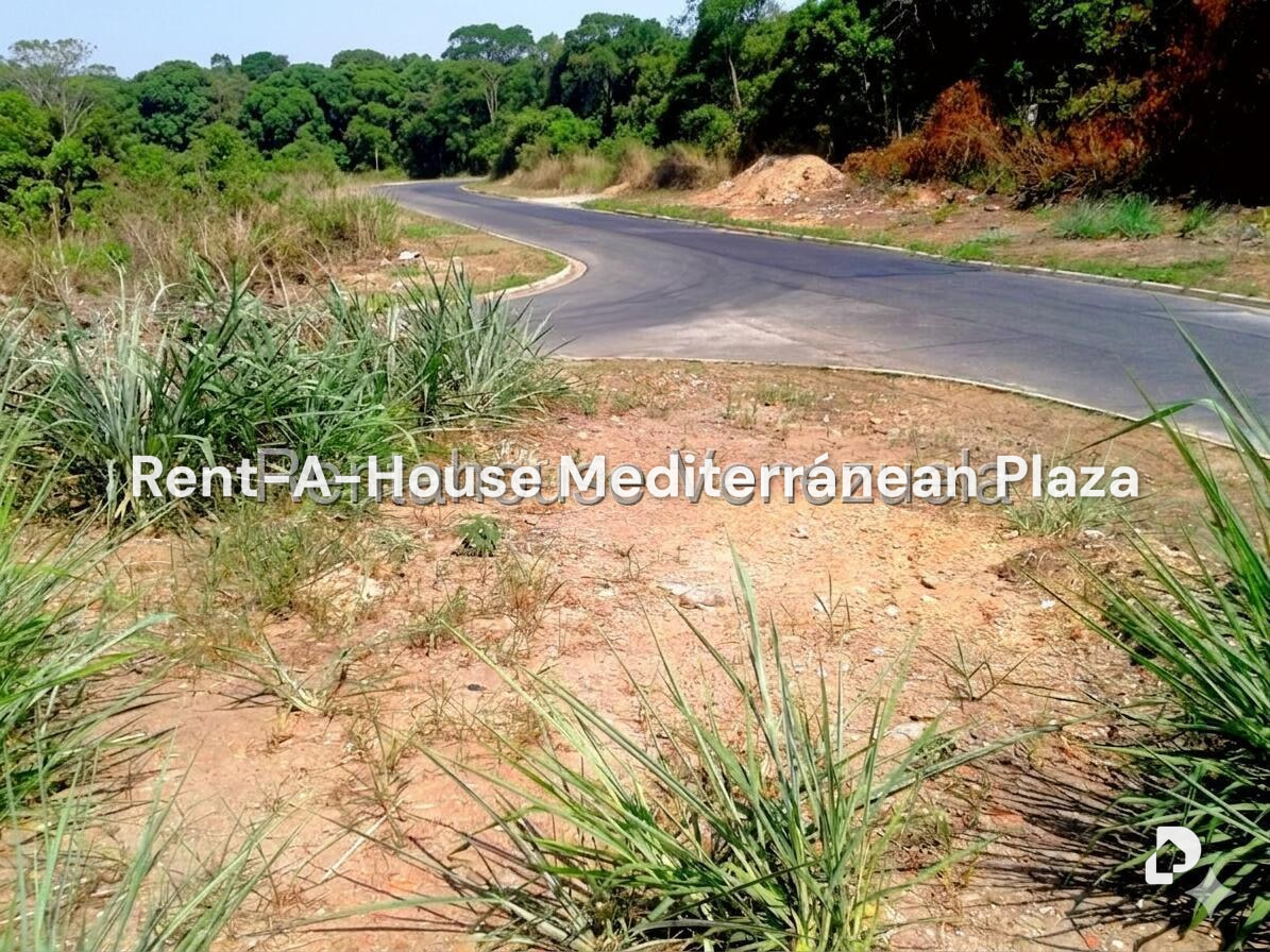 Terreno en Colinas de Guataparo, Valencia – 8