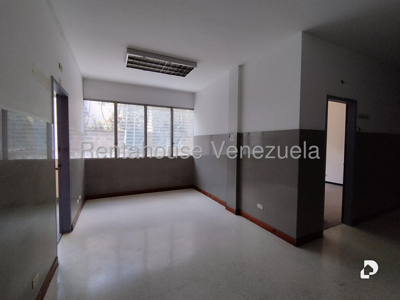 Local comercial en Alta Florida, Caracas – 24
