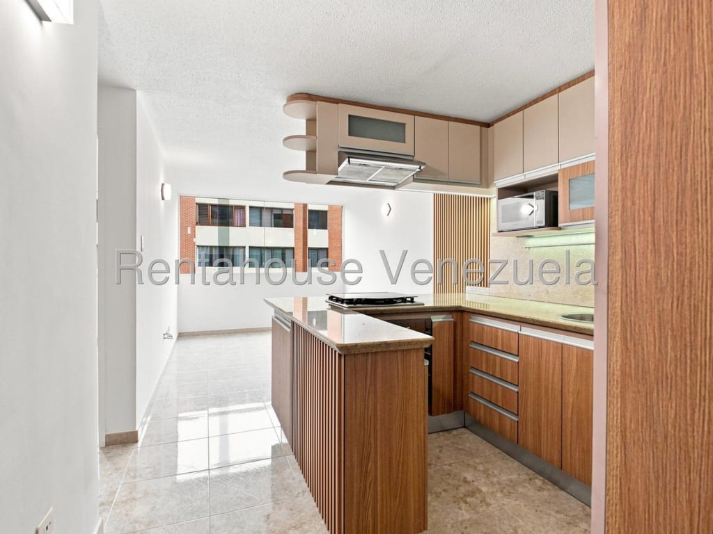 Apartamento en Los Naranjos Humboldt, Caracas - 1