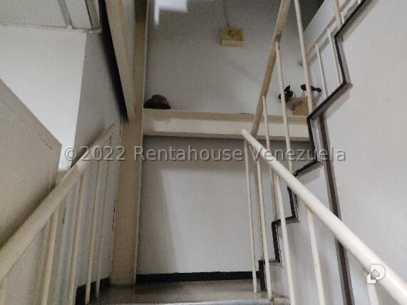Local comercial en Parroquia Altagracia, Caracas – 17