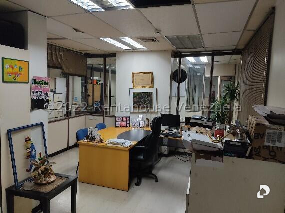 Local comercial en Parroquia Altagracia, Caracas – 14