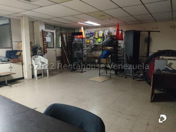 Local comercial en Parroquia Altagracia, Caracas – 15