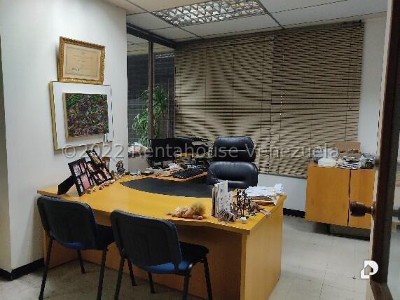 Local comercial en Parroquia Altagracia, Caracas – 13