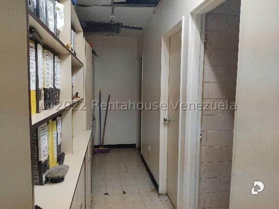 Local comercial en Parroquia Altagracia, Caracas – 9
