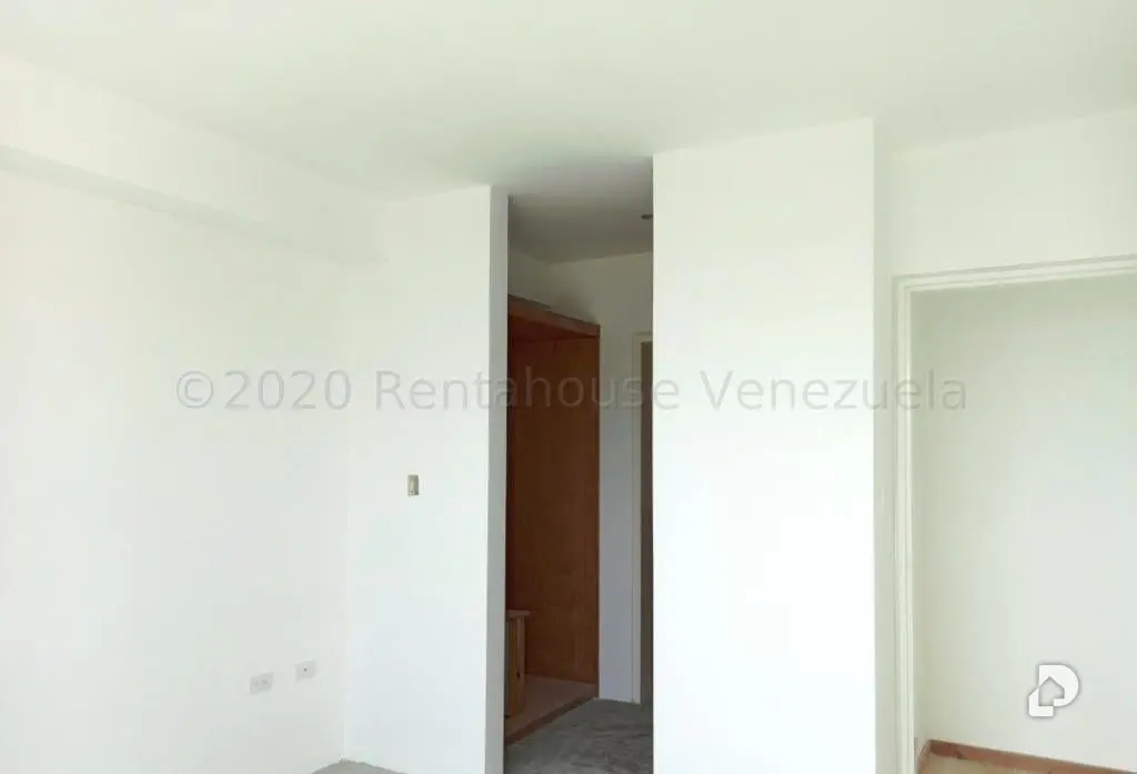 Apartamento en La Lagunita Country Club, Caracas – 2