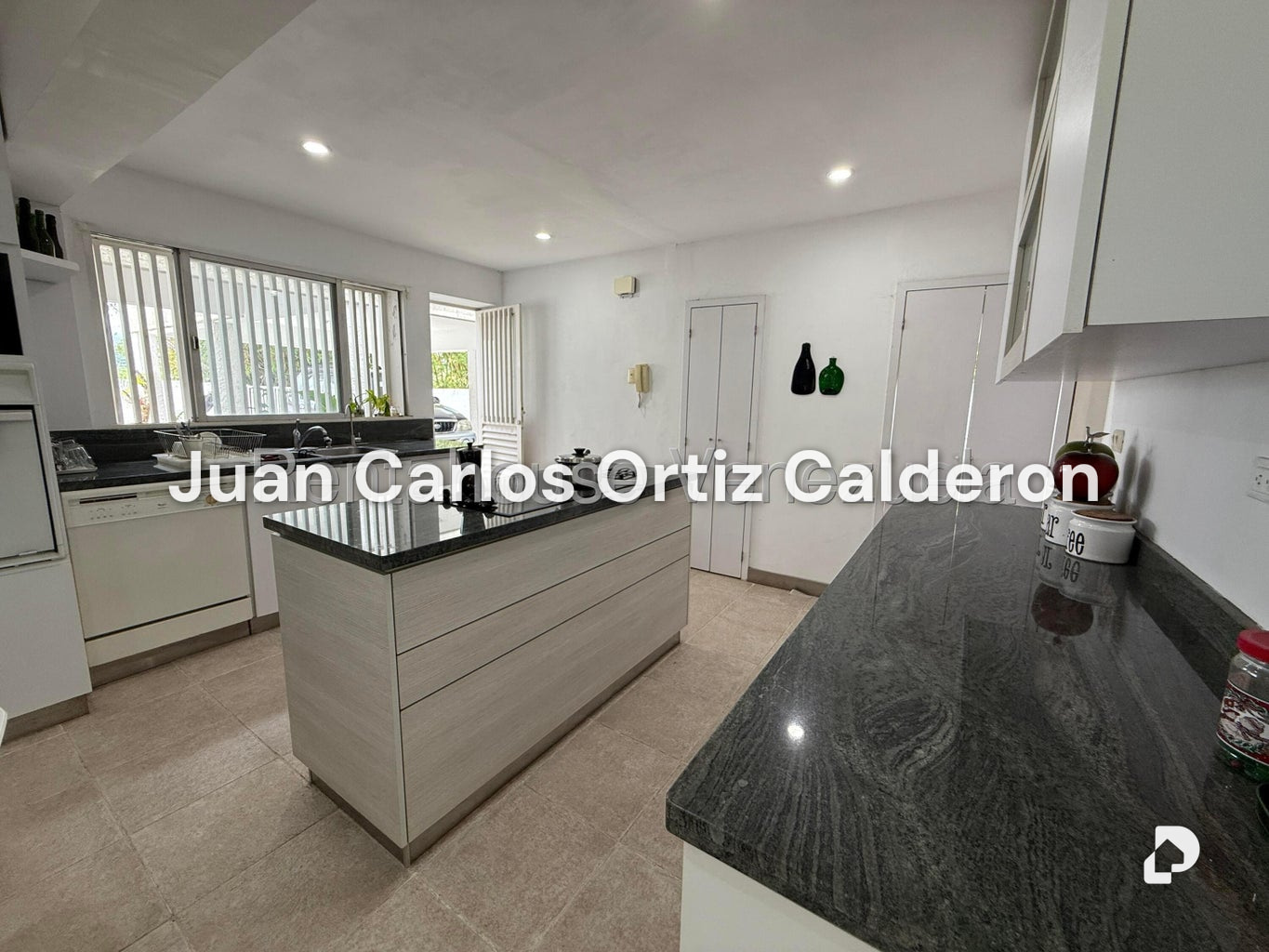 Casa en Colinas del Tamanaco, Caracas – 13