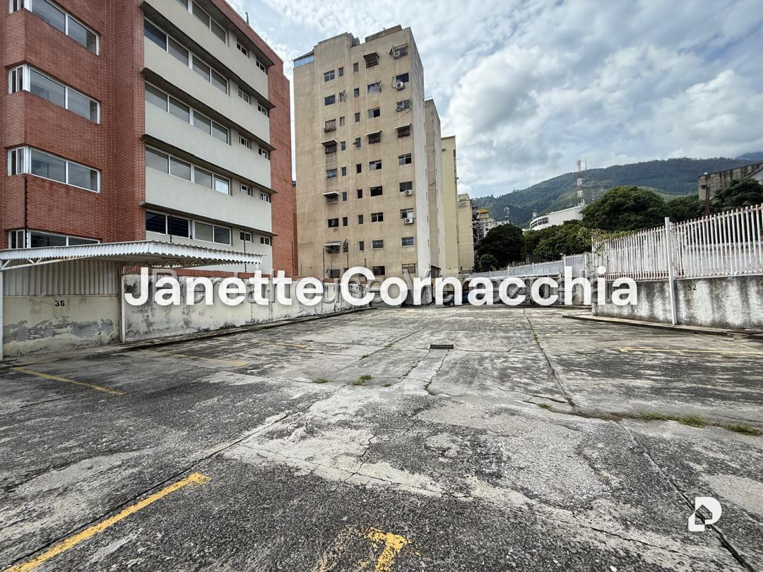 Apartamento en Colinas de Los Caobos, Caracas – 11