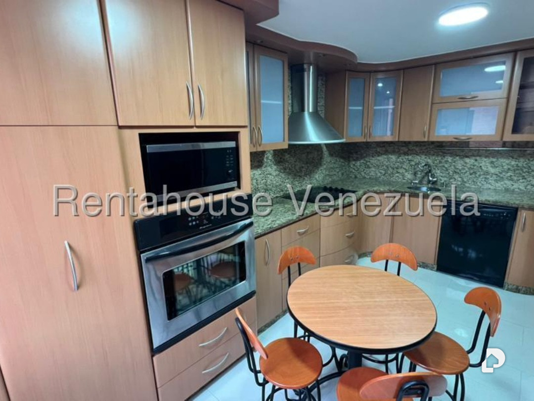 Apartment in Caracas – 8