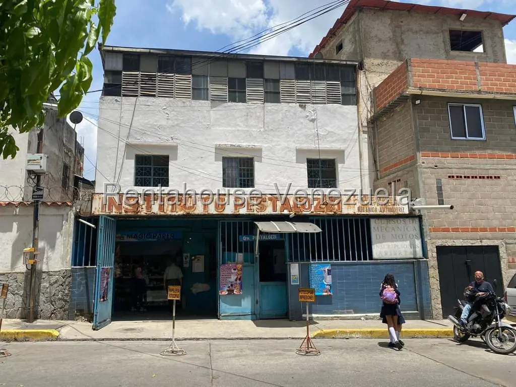 Local comercial en Los Rosales, Caracas - 1