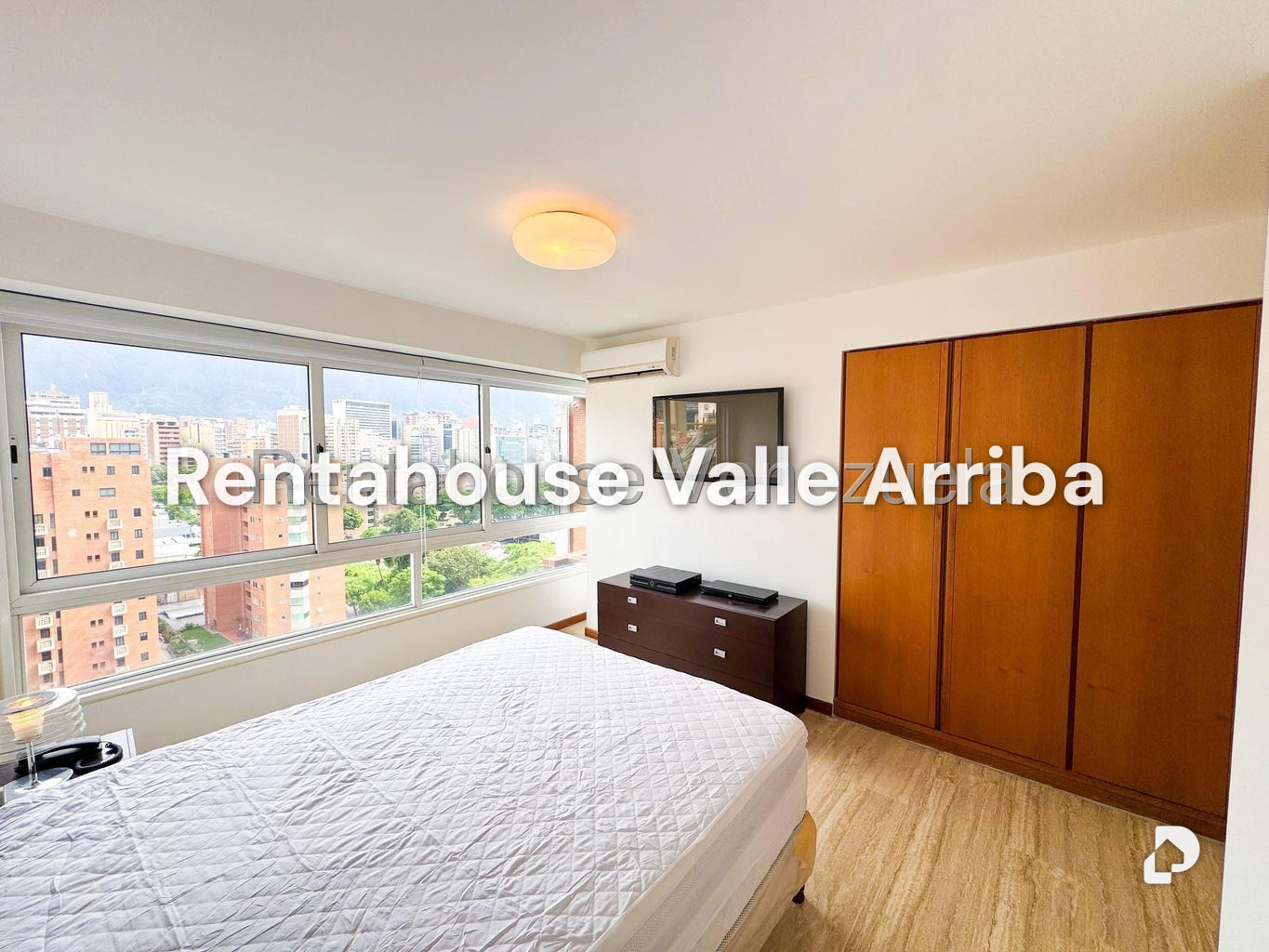 Apartamento en El Rosal, Caracas – 22