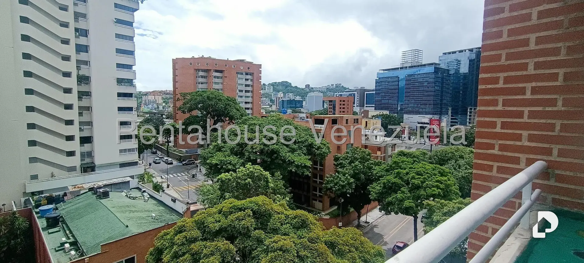 Apartamento en El Rosal, Caracas – 13