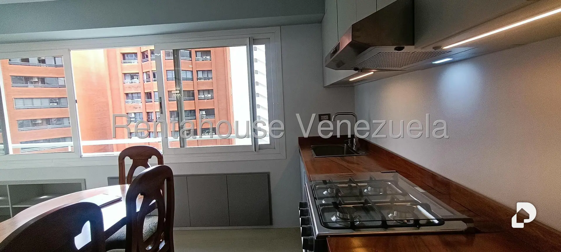 Apartamento en El Rosal, Caracas – 16