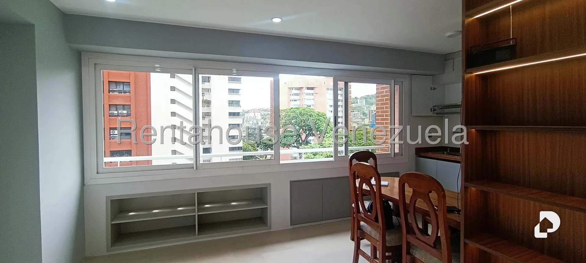 Apartamento en El Rosal, Caracas – 2