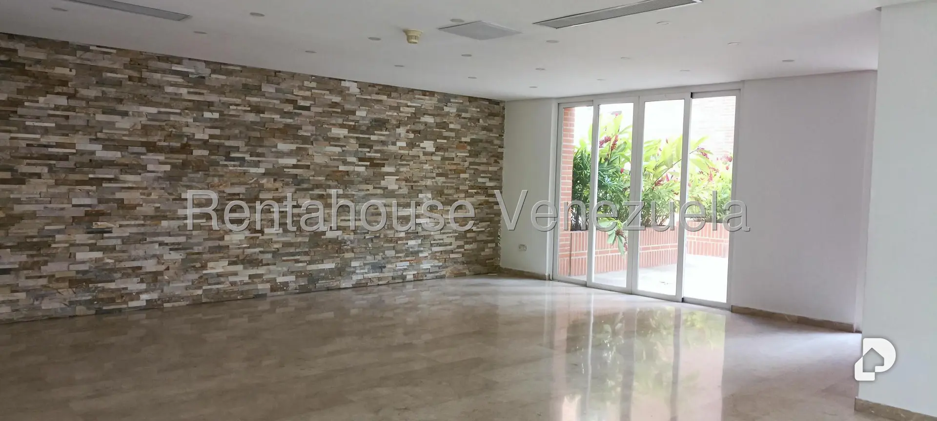 Apartamento en El Rosal, Caracas – 28