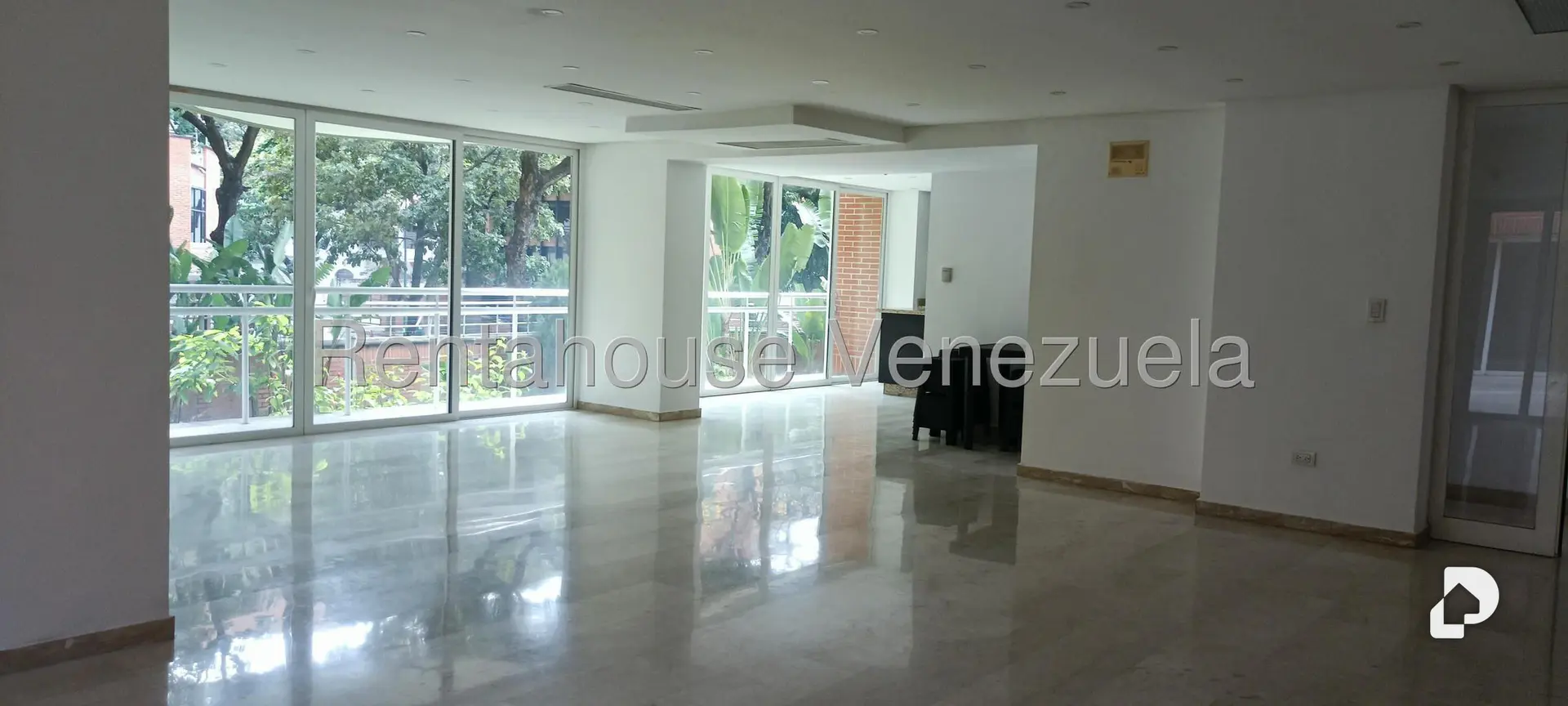 Apartamento en El Rosal, Caracas – 30