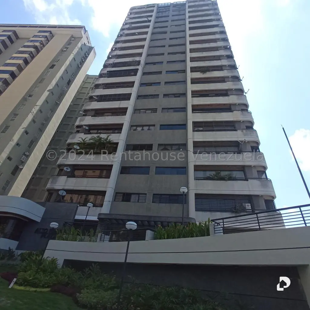 Apartamento en Alto Prado, Caracas – 1