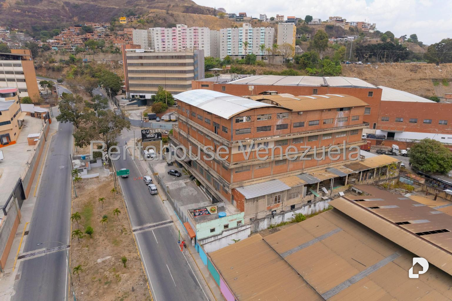 Edificio en La Yaguara, Caracas – 5