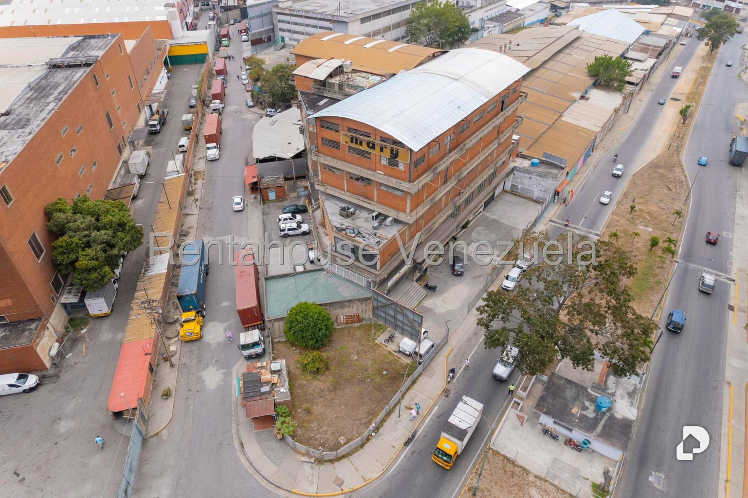 Edificio en La Yaguara, Caracas – 3