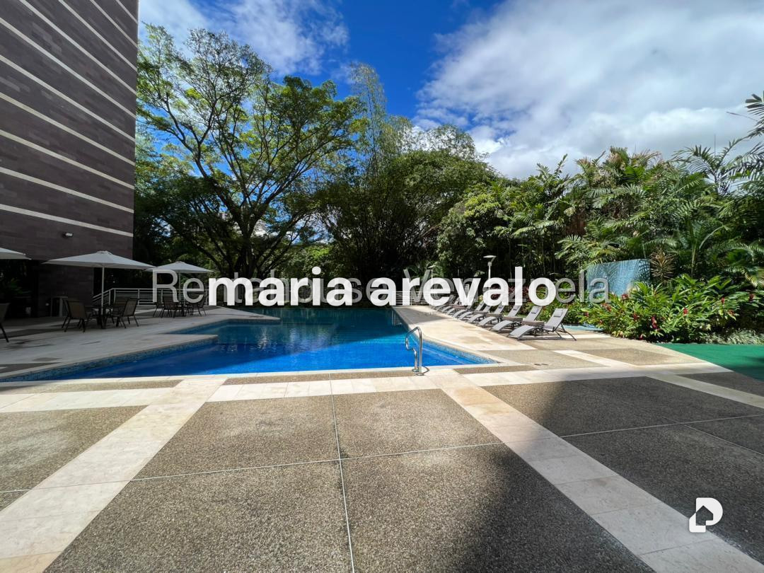 Apartamento en Campo Alegre, Caracas – 18