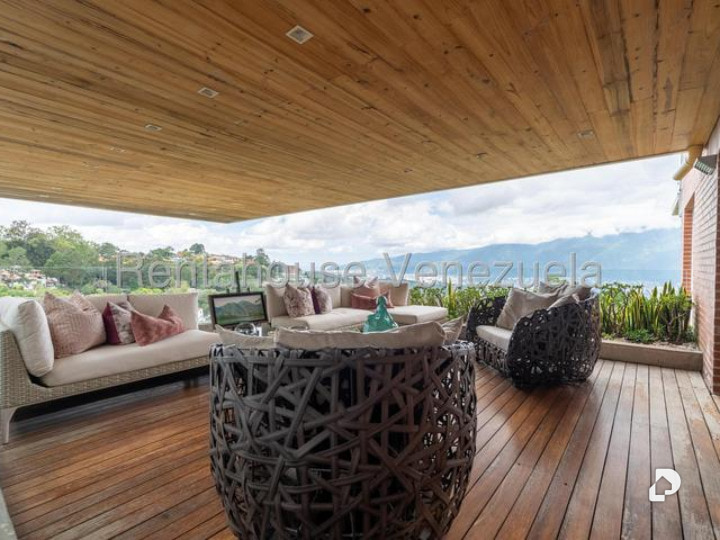 Casa en Alto Hatillo, Caracas – 14