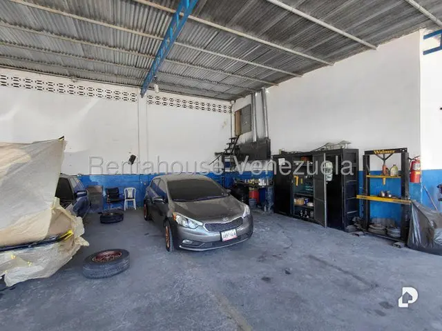 Commercial space in Parroquia Urbana San José, Valencia – 17