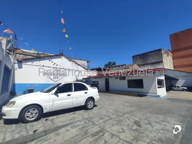 Commercial space in Parroquia Urbana San José, Valencia – 28