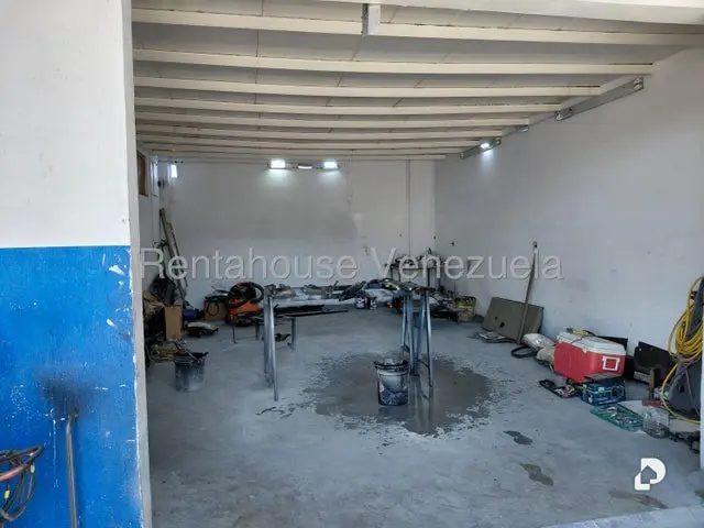 Commercial space in Parroquia Urbana San José, Valencia – 18