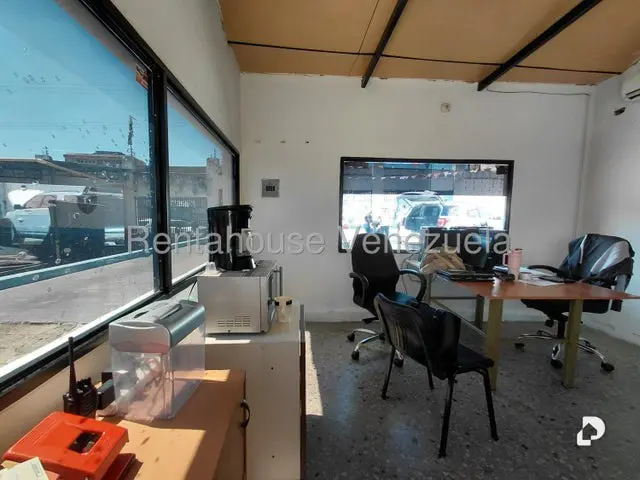 Commercial space in Parroquia Urbana San José, Valencia – 5