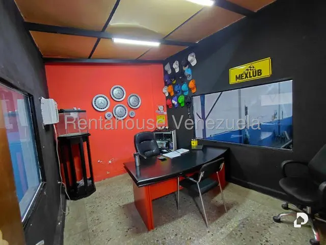 Commercial space in Parroquia Urbana San José, Valencia – 3