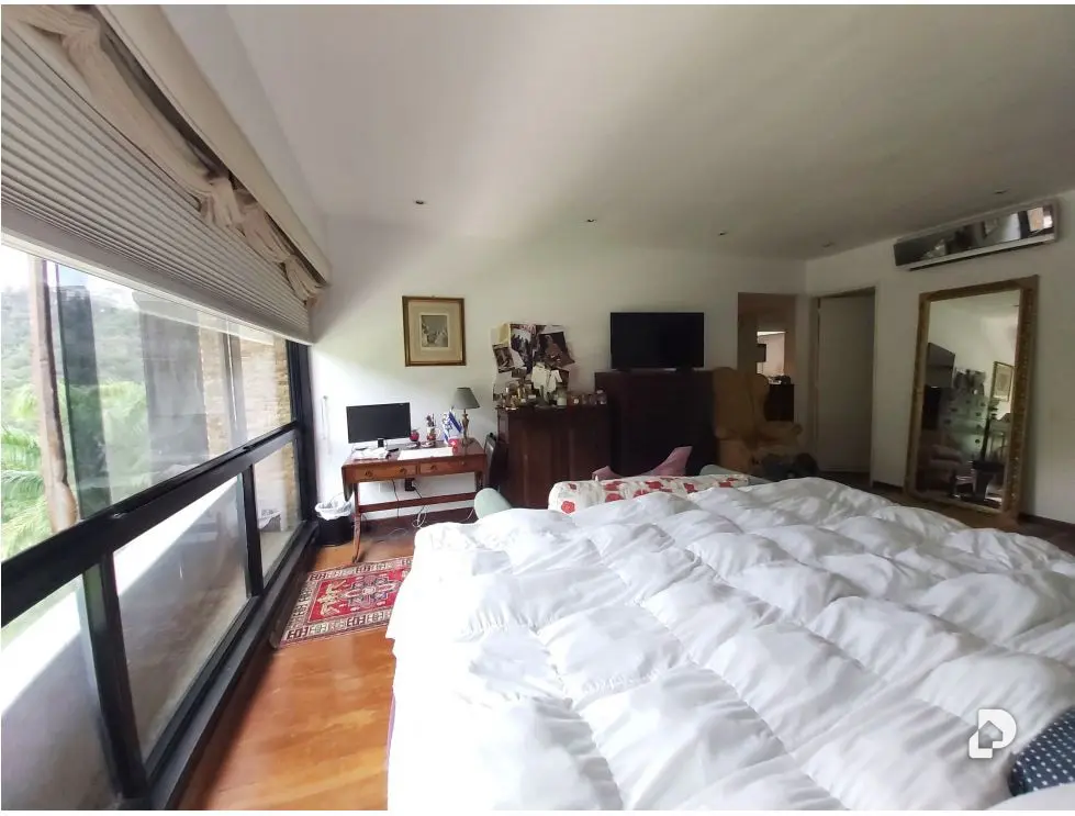 Apartamento en Lomas de La Lagunita, Caracas – 19