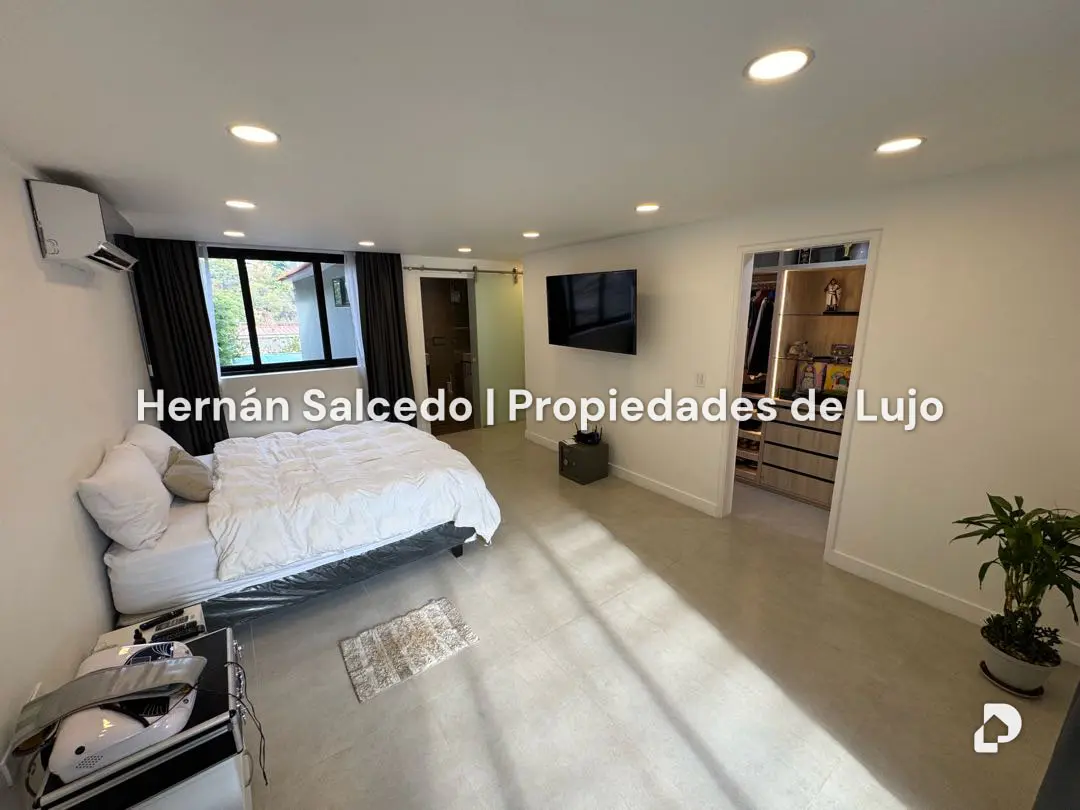 Casa en Colinas de Bello Monte, Caracas – 16