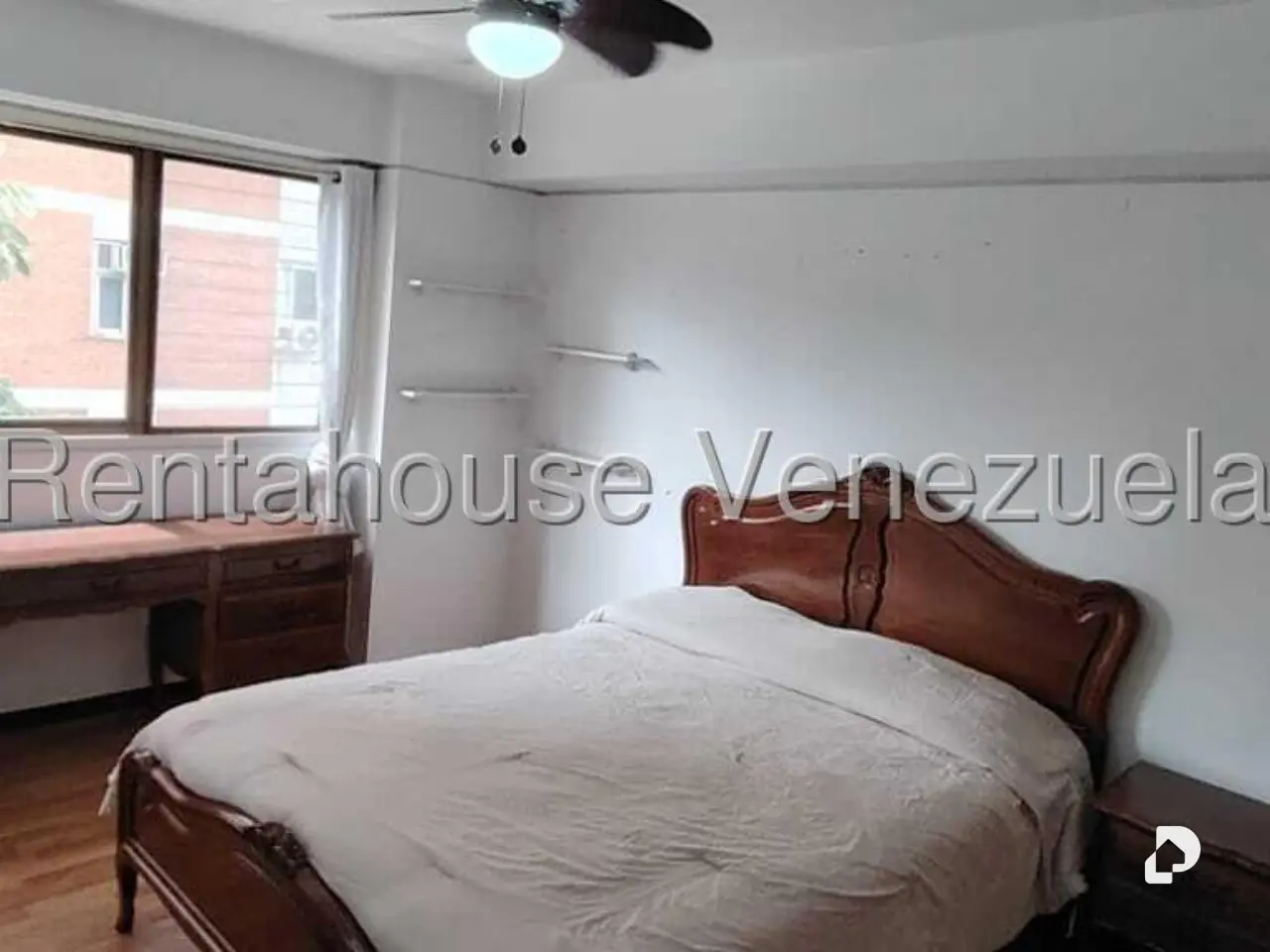 Apartamento en La Florida, Caracas – 11