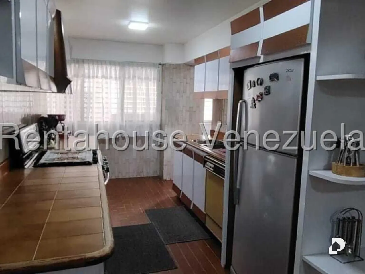 Apartamento en La Florida, Caracas – 8