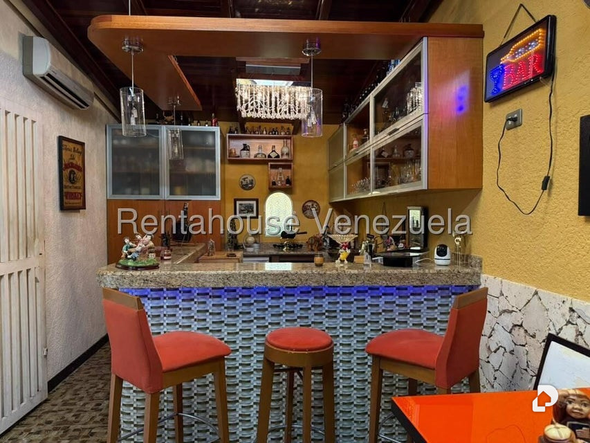Casa en Santa Paula, Caracas – 18
