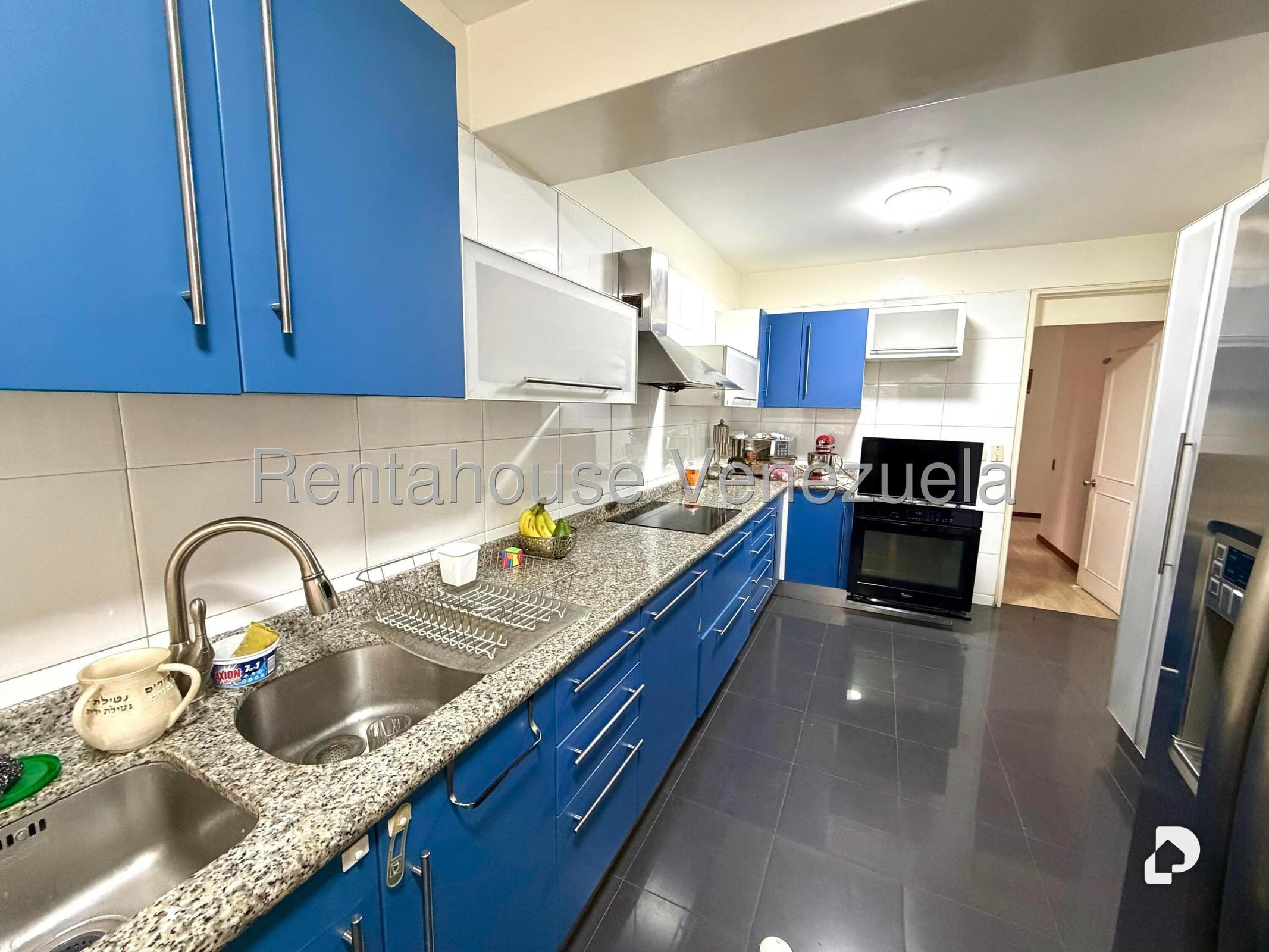 Apartamento en La Florida, Caracas – 17