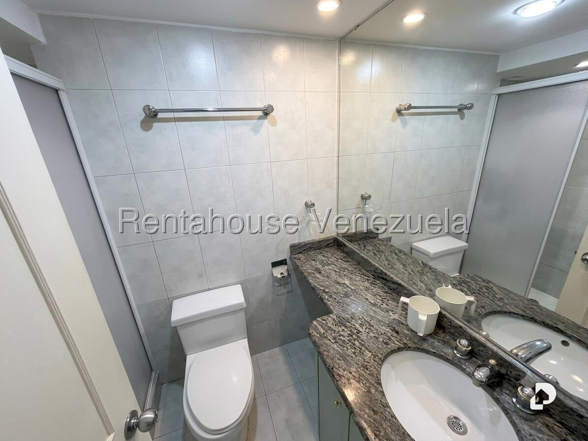 Apartamento en La Florida, Caracas – 4
