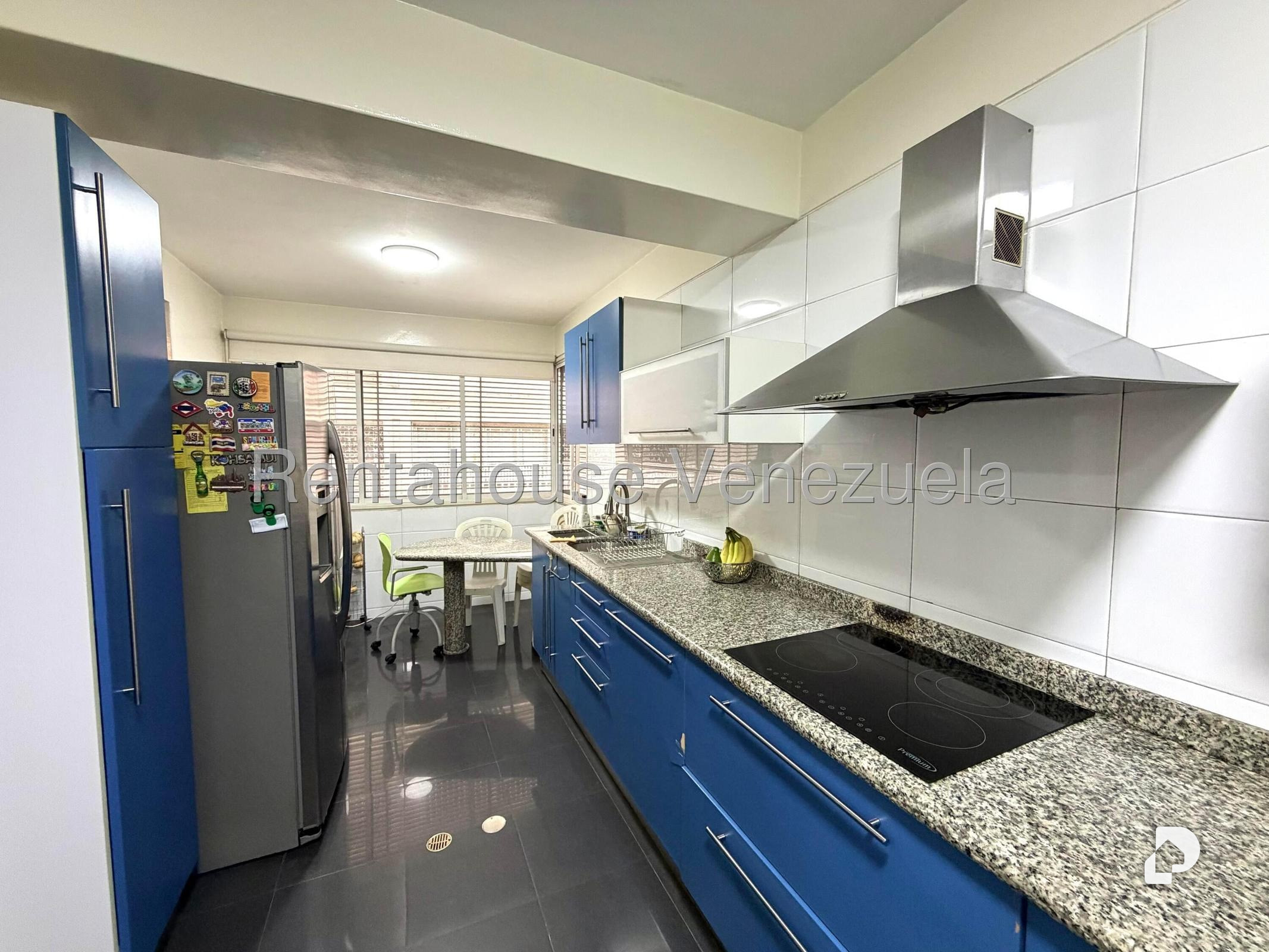 Apartamento en La Florida, Caracas – 18