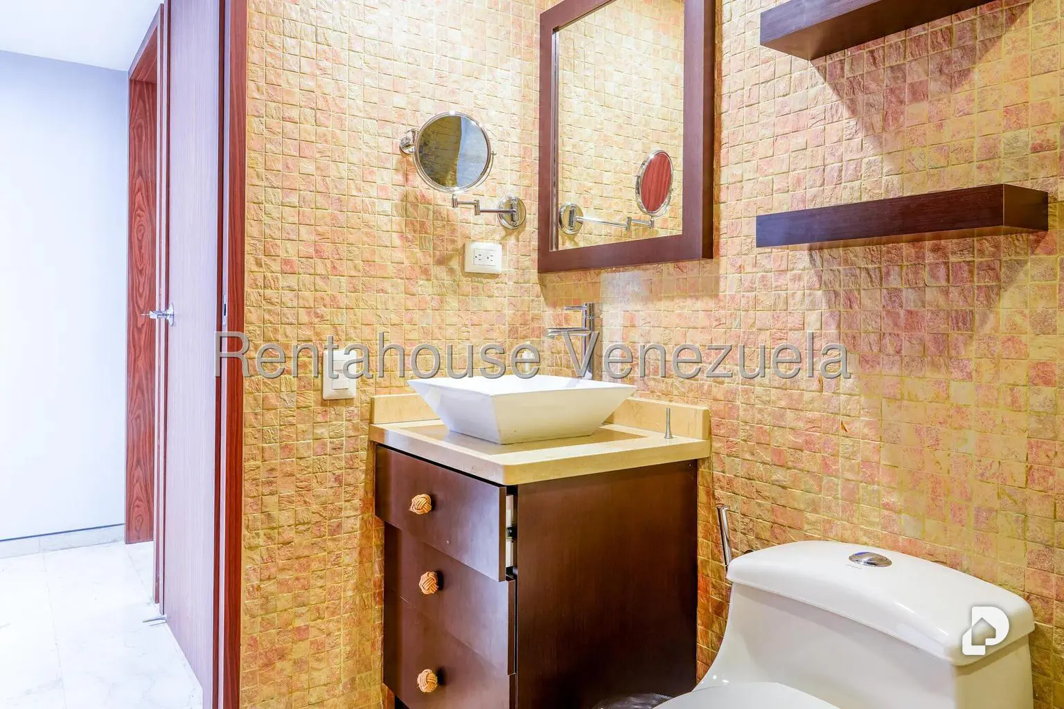 Apartamento en Las Mesetas de Santa Rosa de Lima, Caracas – 30