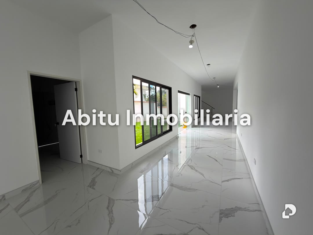 Casa en Country Club, Caracas – 13