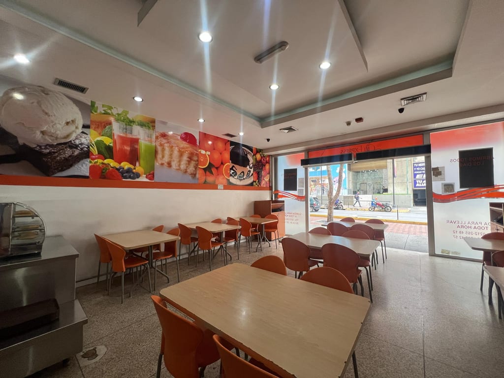 Local comercial en Chacao, Caracas - 1