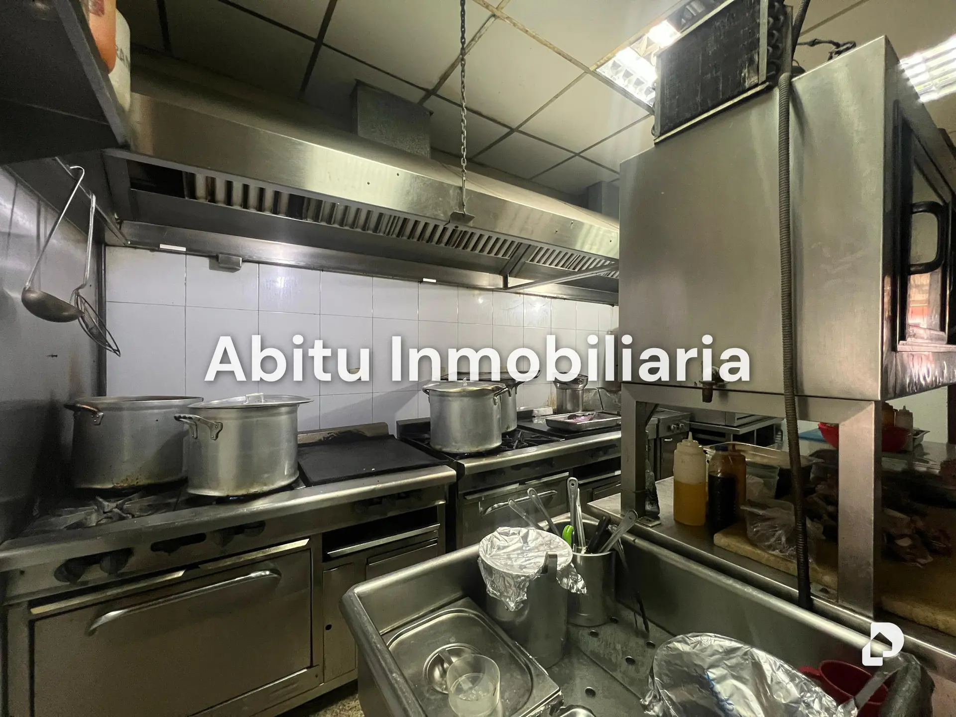 Commercial space in Chacao, Caracas – 11